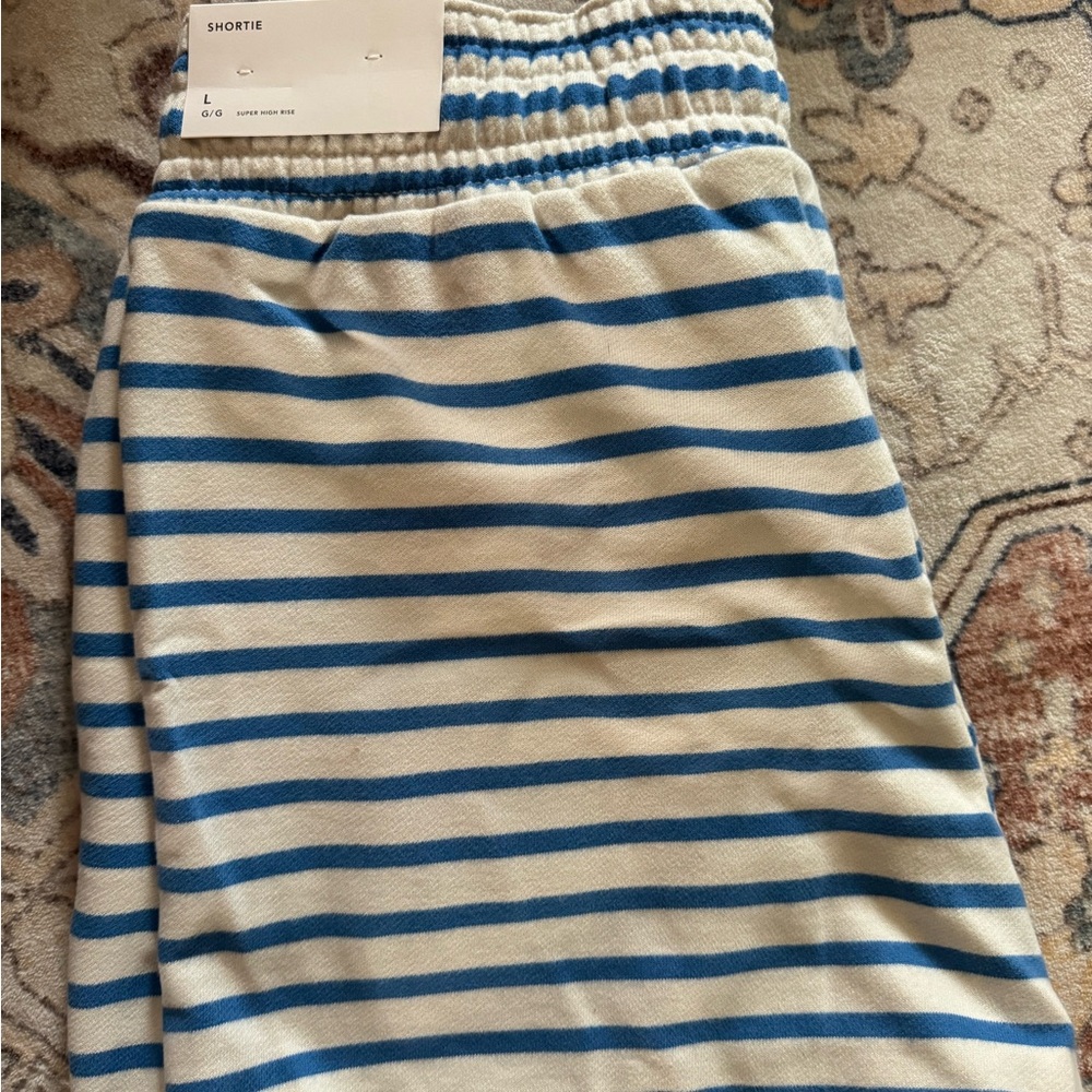 Striped Blue and Cream lounge set - Picture 3 of 6